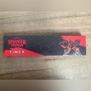 TIMEX Camper x Stranger Things TW2V508
